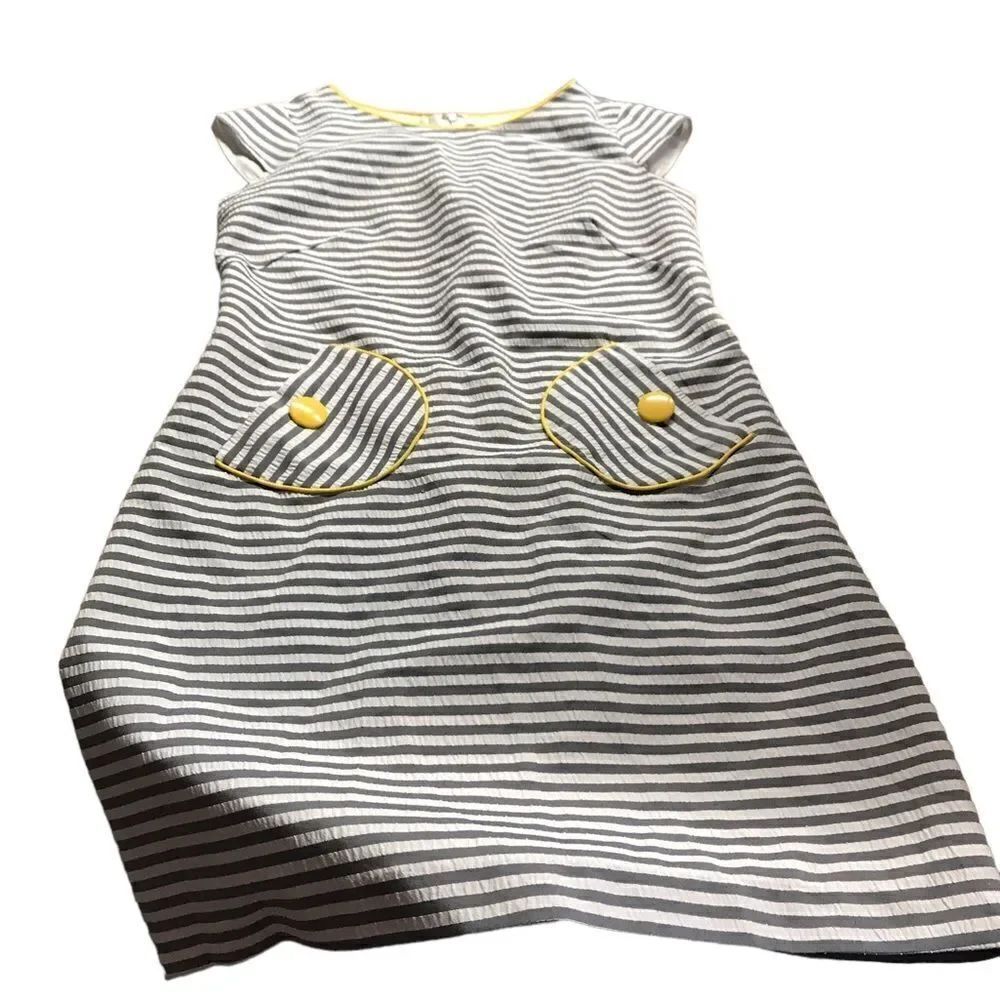 New directions size 4P lined dress like new see pics